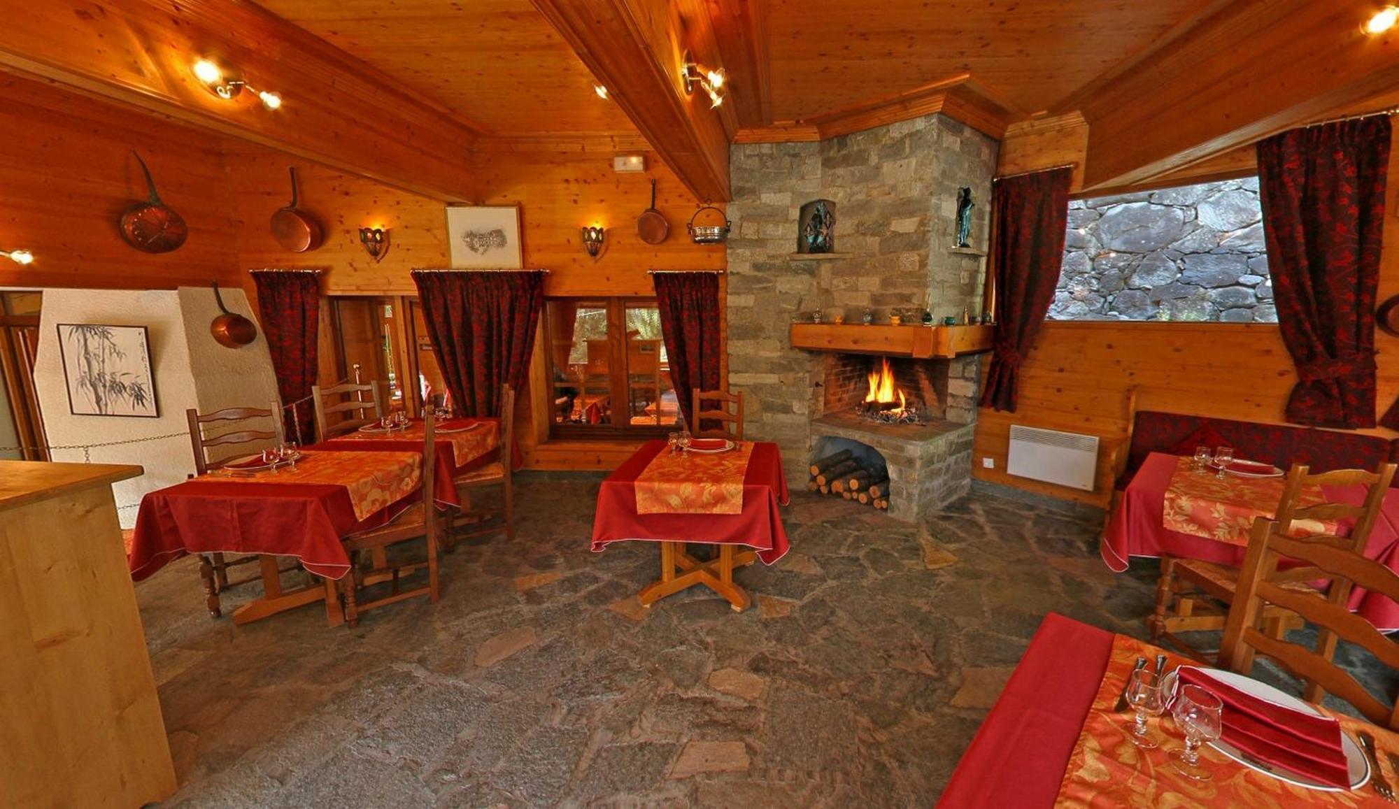 Hotel Les Chalets Brides-les-Bains Εξωτερικό φωτογραφία